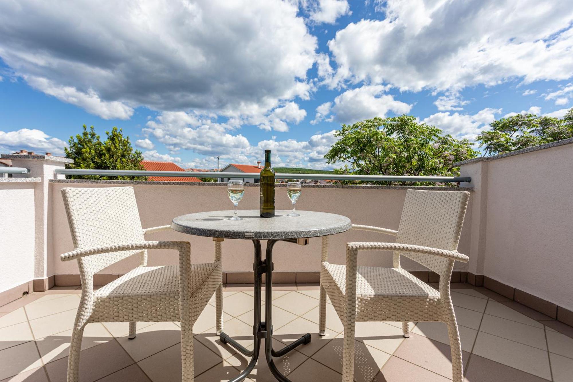 B&B Villa Ana Krk Town Extérieur photo