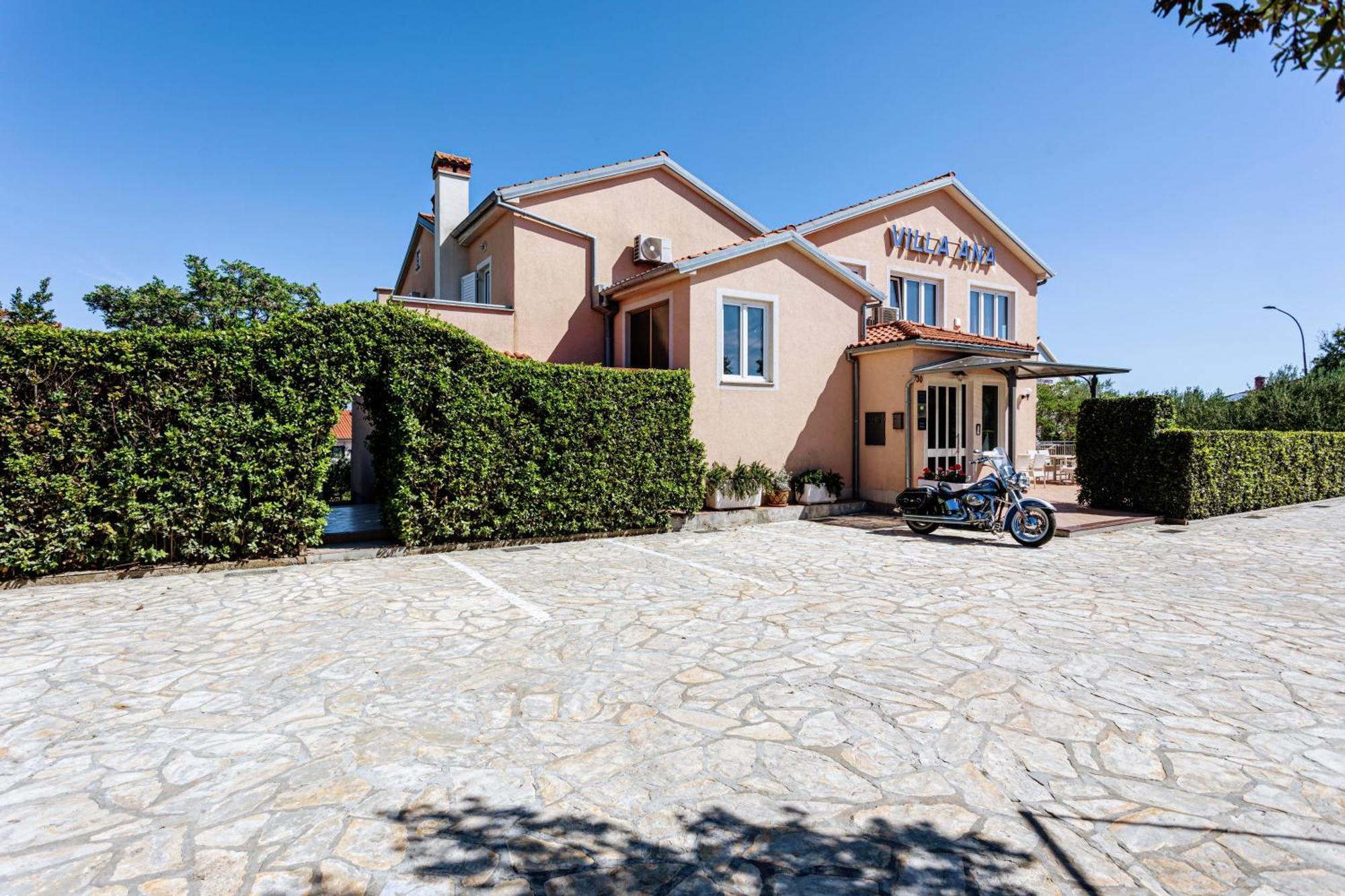 B&B Villa Ana Krk Town Extérieur photo