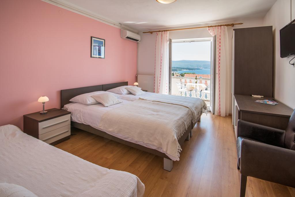 B&B Villa Ana Krk Town Extérieur photo