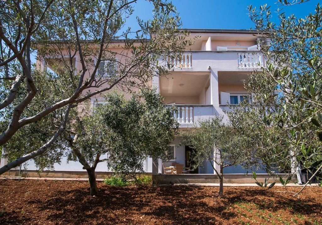 B&B Villa Ana Krk Town Extérieur photo